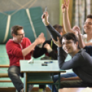 Vetélkedő a gimiben