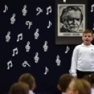 Énekverseny a Táncsicsban