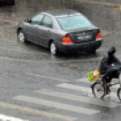 Senki sem úszta meg... 