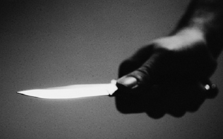 Életfogytiglant kapott egy férfi, aki 12 késszúrással megölte nőismerősét