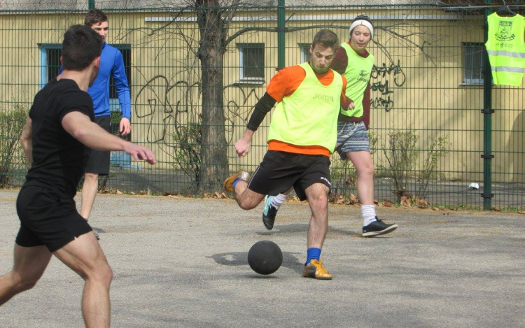 Tavasszal folytatódik a Dühöngés