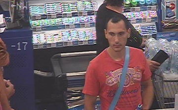 Ismerős valakinek ez a férfi?