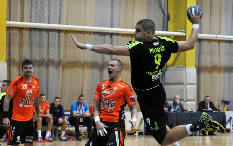 Nem sikerült megnehezíteni a vendégek dolgát