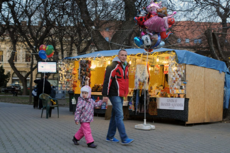 Megnyílt a Karácsonyi Vásár