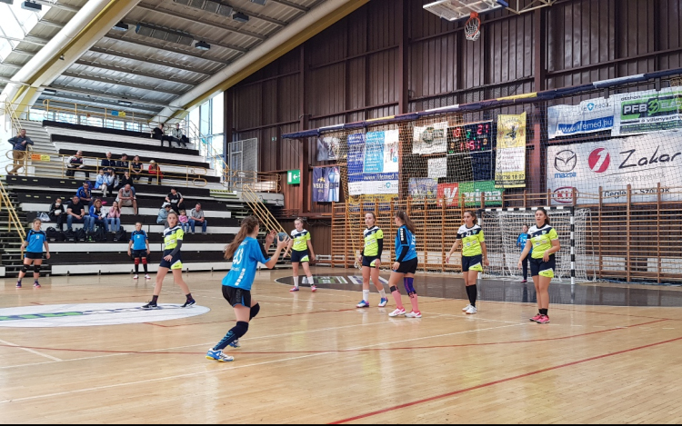 Két Cápa győzelem, három vereség 