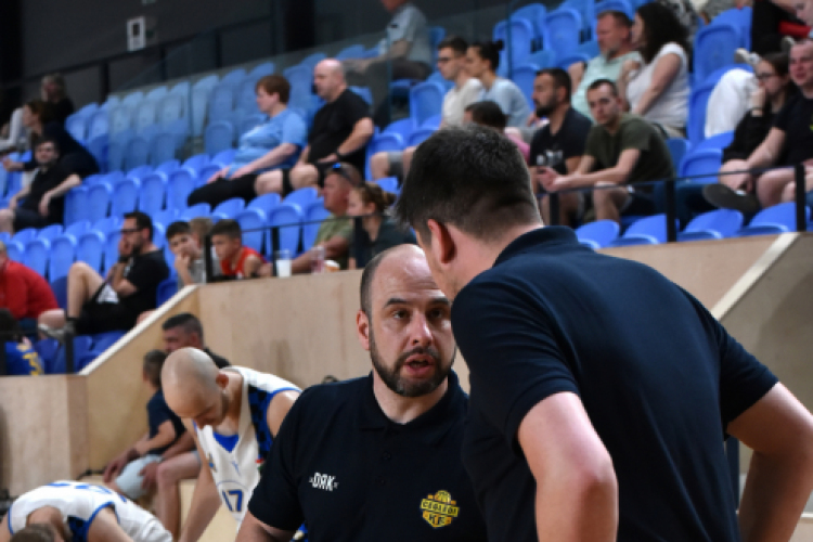 Bajnoki elődöntős a Ceglédi KE