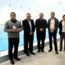 Hétfőn már csobbanhatunk