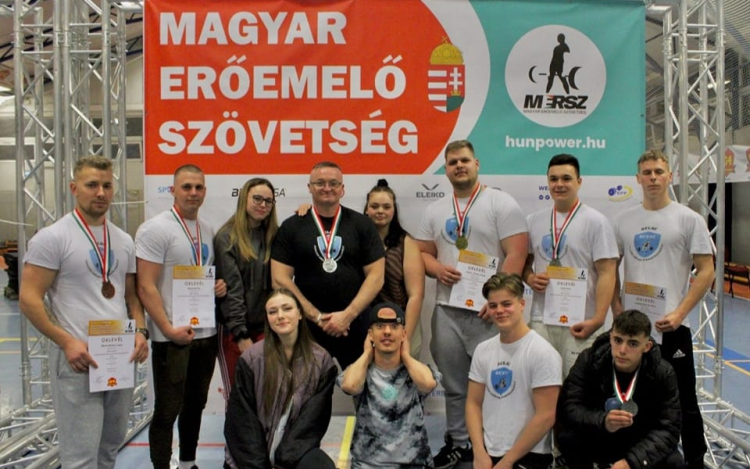 Fekvenyomó Magyar Bajnokság