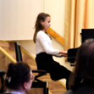 Kamarazenei versenyt rendeztek