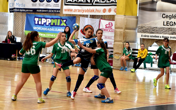 Mindkét meccset behúzták a kis Cápák