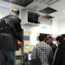 Strand-szerelik a beléptető rendszert