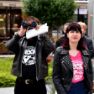 Éneklés a TV torony kilencedik emeletének teraszáról