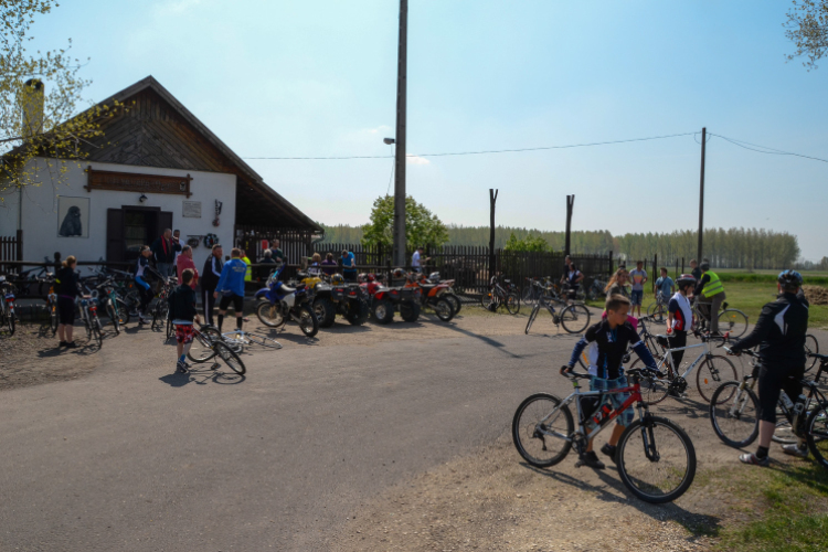 3. kerékpártúra a Kutyakaparó Csárdához
