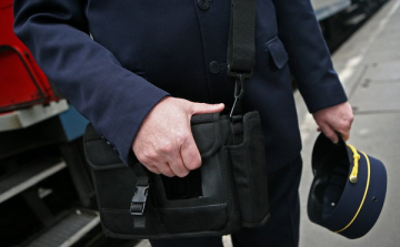 Több kalauzra számíthatunk a vonatokon