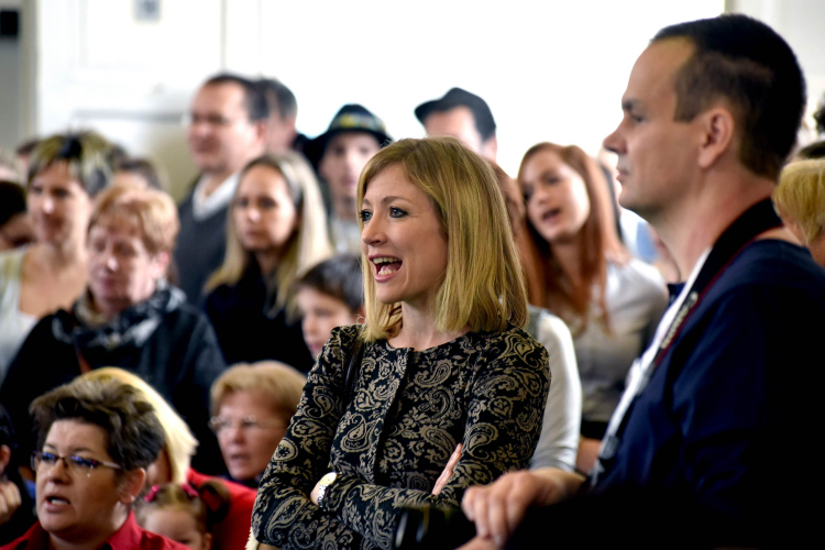 Népdaléneklési verseny