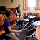 Interaktív hangszerbemutató