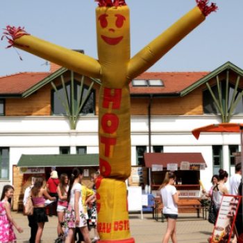 Hétközepi majális