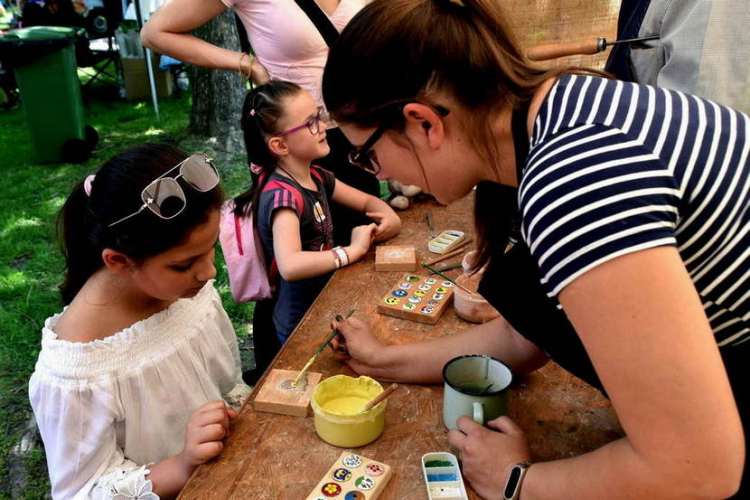 Pöttyös gyermeknap 2019