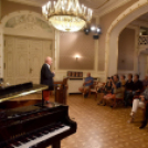 Ceglédi Dobmúzeum a Benczúr Házban