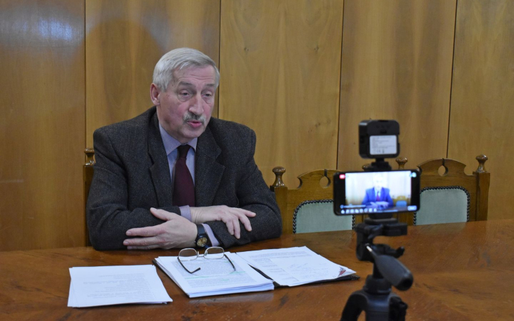 Lakossági beszámoló