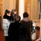 Betlehemezés a Városháza aulájában