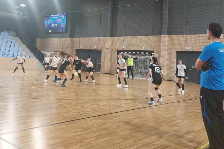 Felnőtt Cápa vereség, U19 és U12 győzelmek