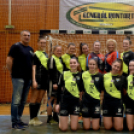 Megint nyertek a felnőttek