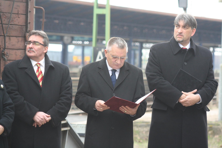 Lágerjárat - utazó vagonkiállítás Cegléden 