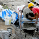 Városi Strandfürdő – Már burkolnak