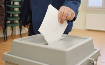 Hivatalosan is bejelentették