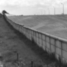 A berlini fal építése és lebontása képekben