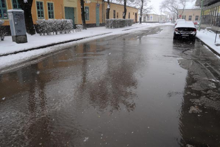 Csőtörés a Múzeum utcában