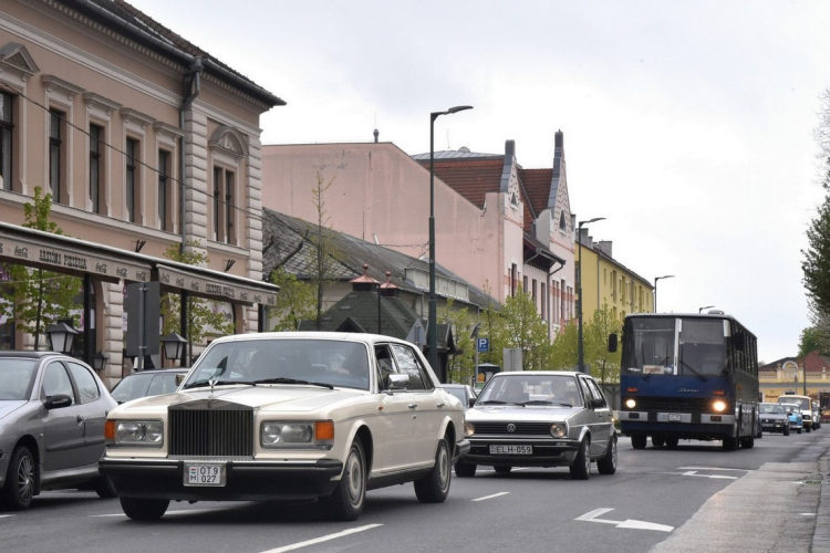 Veterán járműtalálkozó