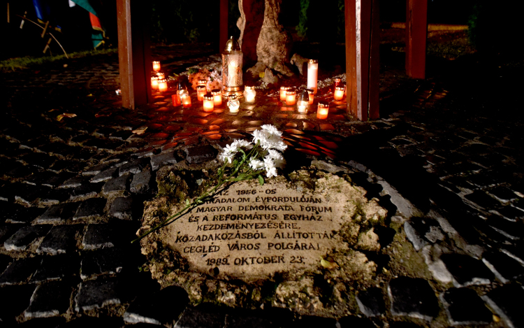 Csendes gyertyagyújtás