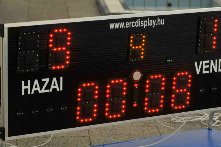 Vízilabda-lány CVSE-Fehérvár 9-14