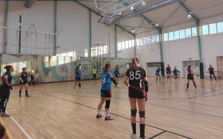 3 Cápák-Érd meccs, 1 győzelem