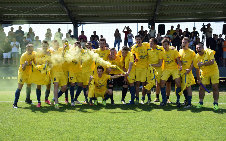 Így örül a ceglédi Bajnok csapat