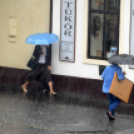 Senki sem úszta meg... 