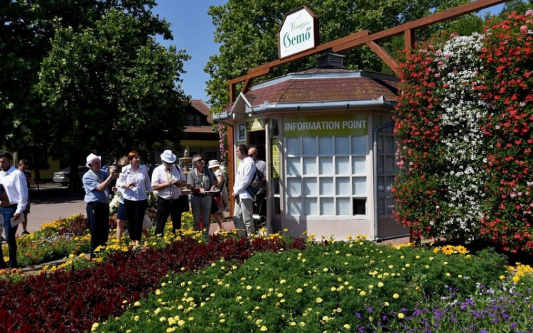 Csemőben is járt a nemzetközi zsűri