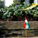 Koszorúzás a köztemetőben - Március 15.